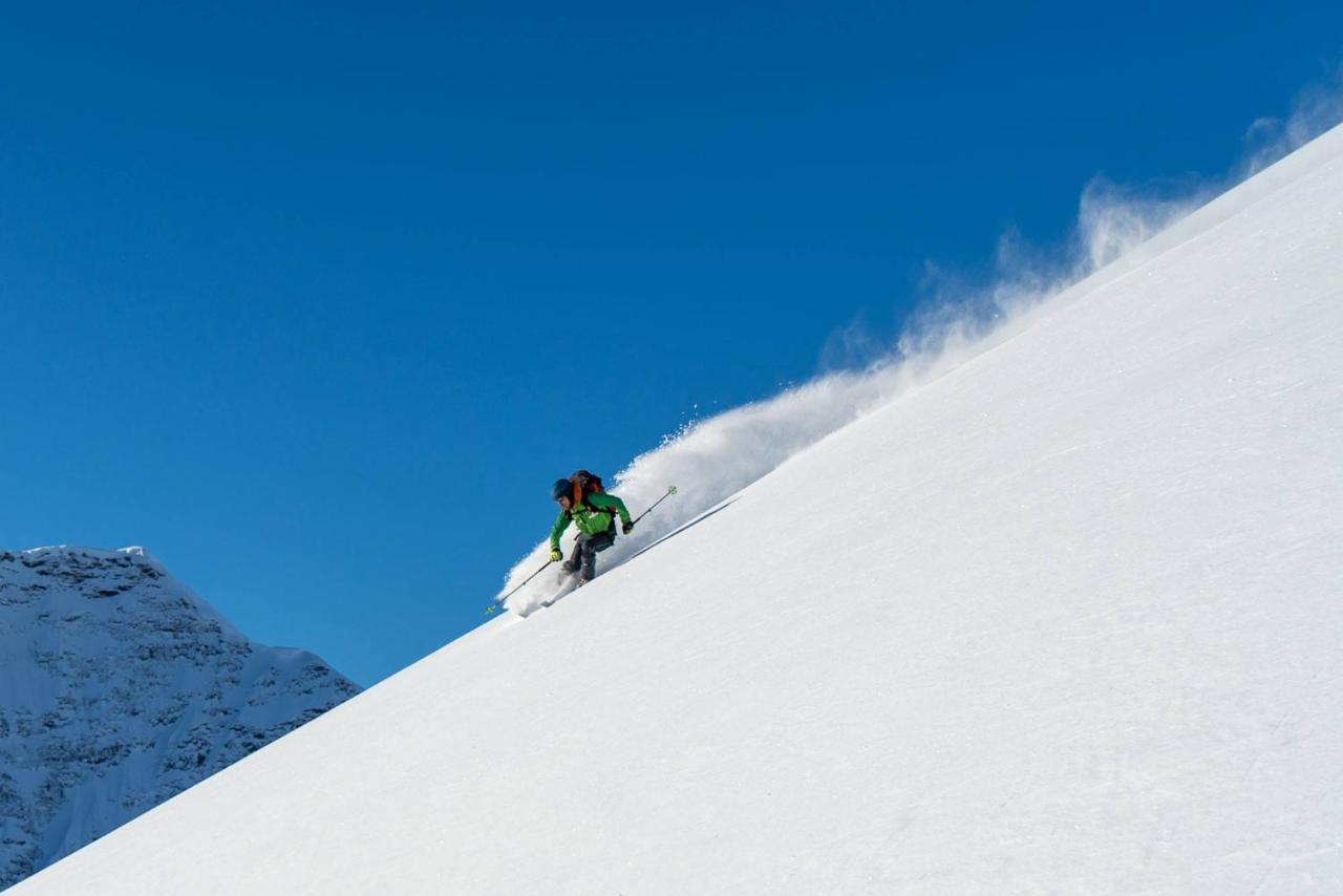 Kjosen Lodge, Lyngen. Lyngseidet 외부 사진