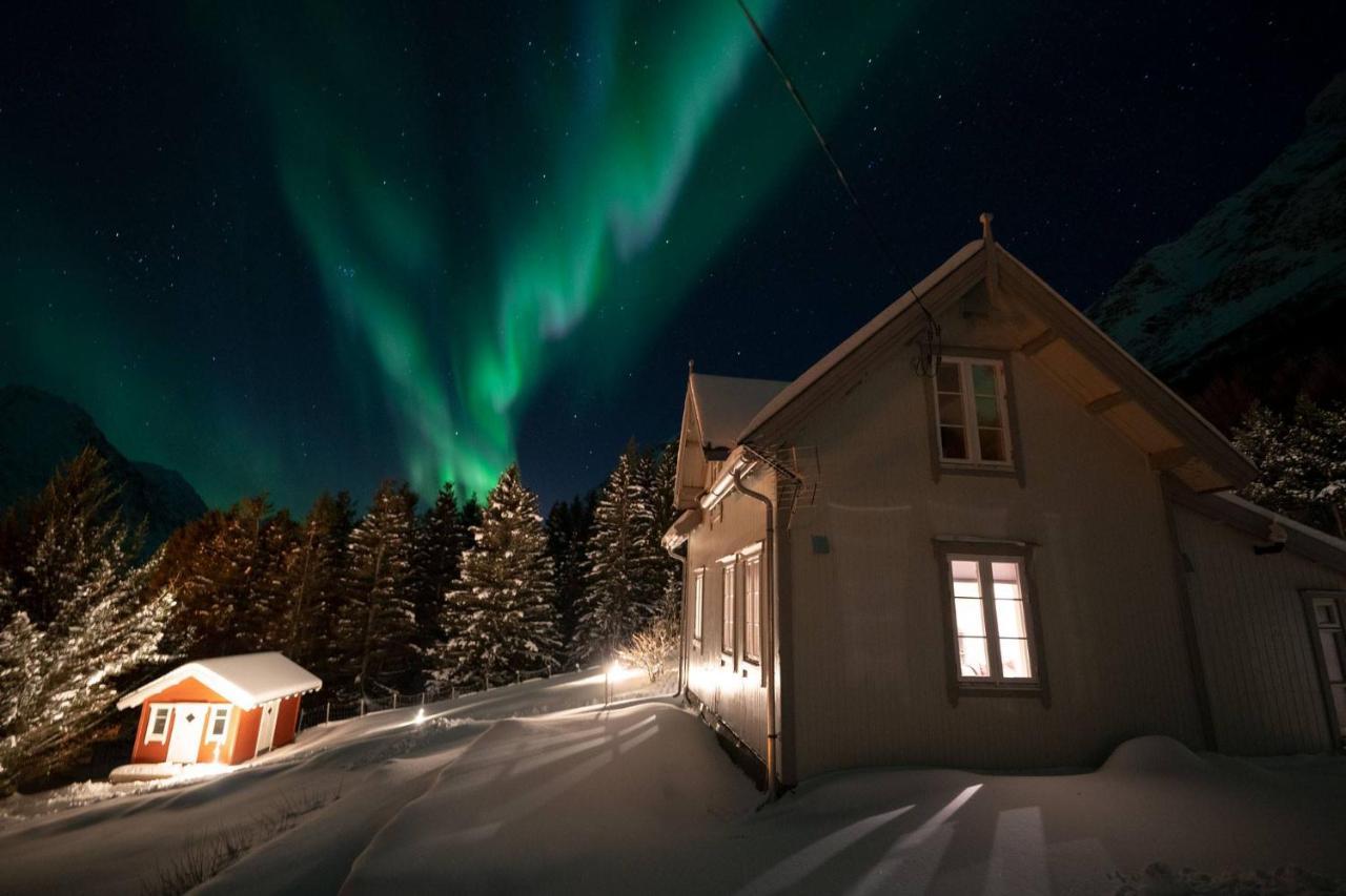 Kjosen Lodge, Lyngen. Lyngseidet 외부 사진