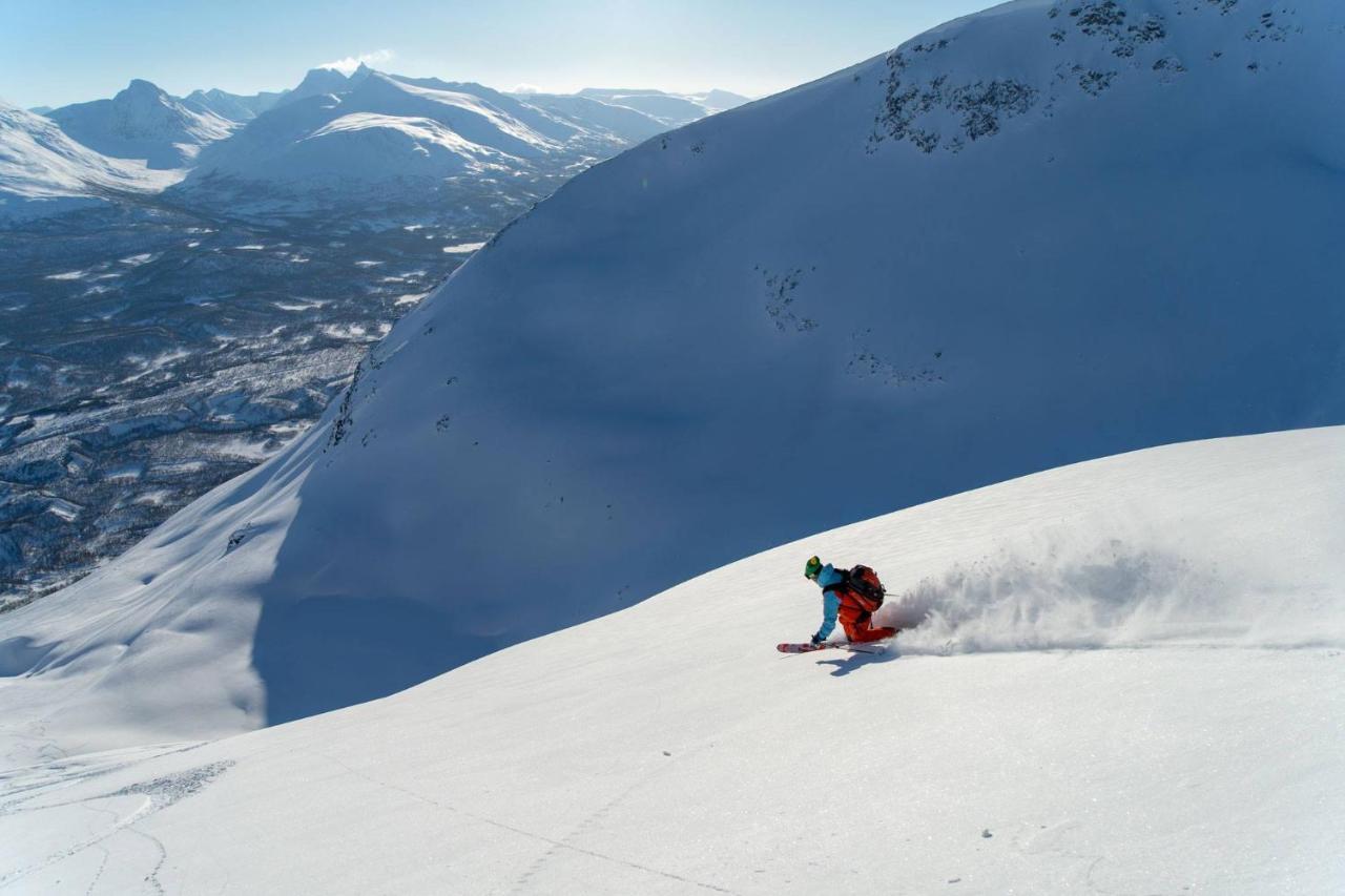 Kjosen Lodge, Lyngen. Lyngseidet 외부 사진